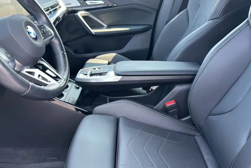 2023 Bmw X1 XDrive28i photo 1