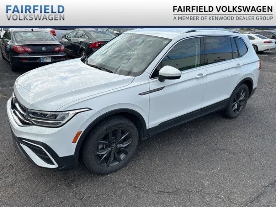 2022 Volkswagen Tiguan SE photo 1