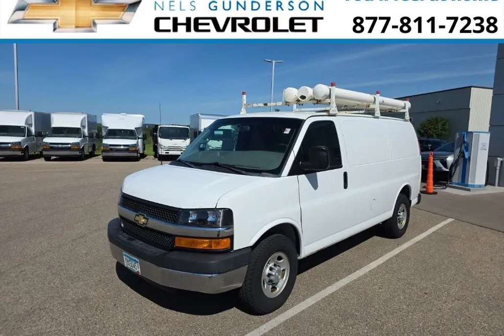 2016 Chevrolet Express Cargo 3500 Base Van photo 1