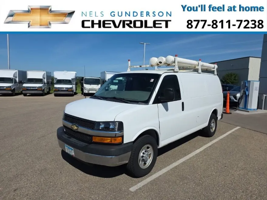2016 Chevrolet Express Cargo 3500 Base Van photo 1