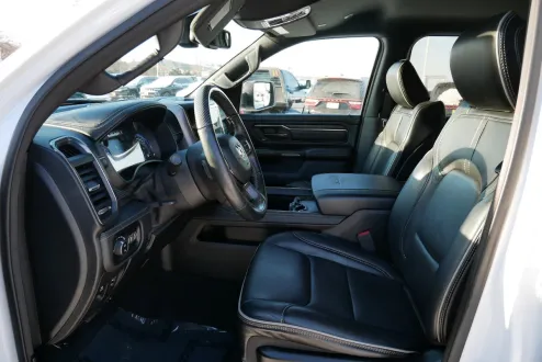 2020 Ram 1500 Limited photo 2