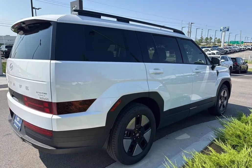 2026 Hyundai Santa Fe SEL photo 1