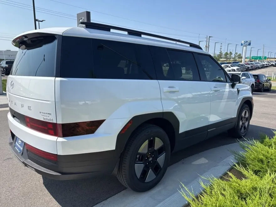 2026 Hyundai Santa Fe SEL photo 1