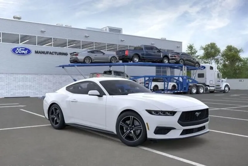 2025 Ford Mustang EcoBoost Premium photo 1