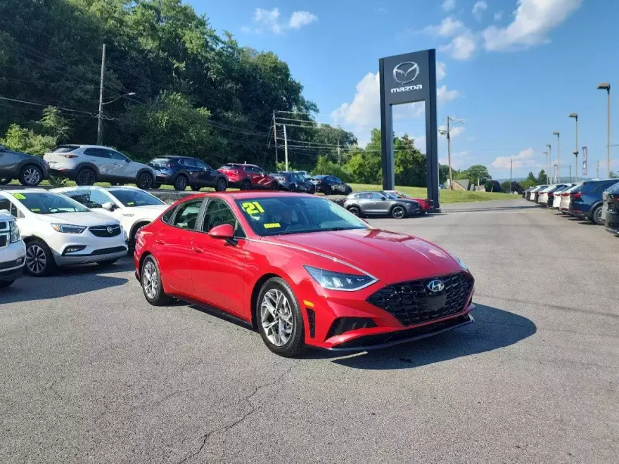 2021 Hyundai Sonata SEL photo 1