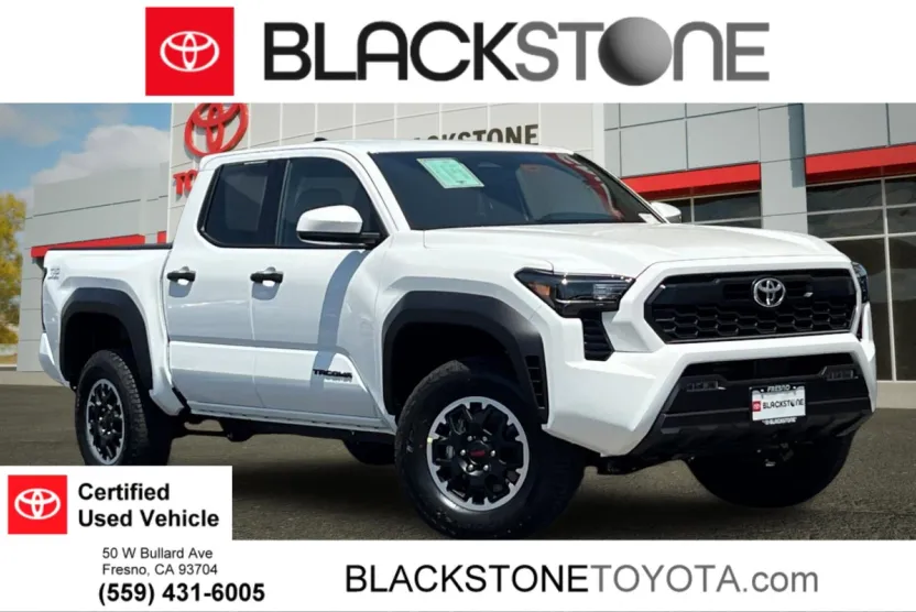 2025 Toyota Tacoma TRD Off-Road 4x4 photo 1