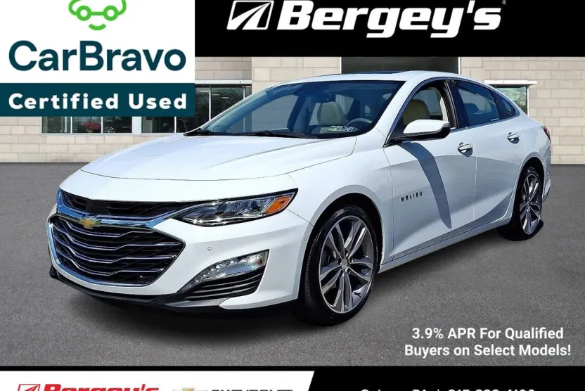 2022 Chevrolet Malibu Premier photo 1