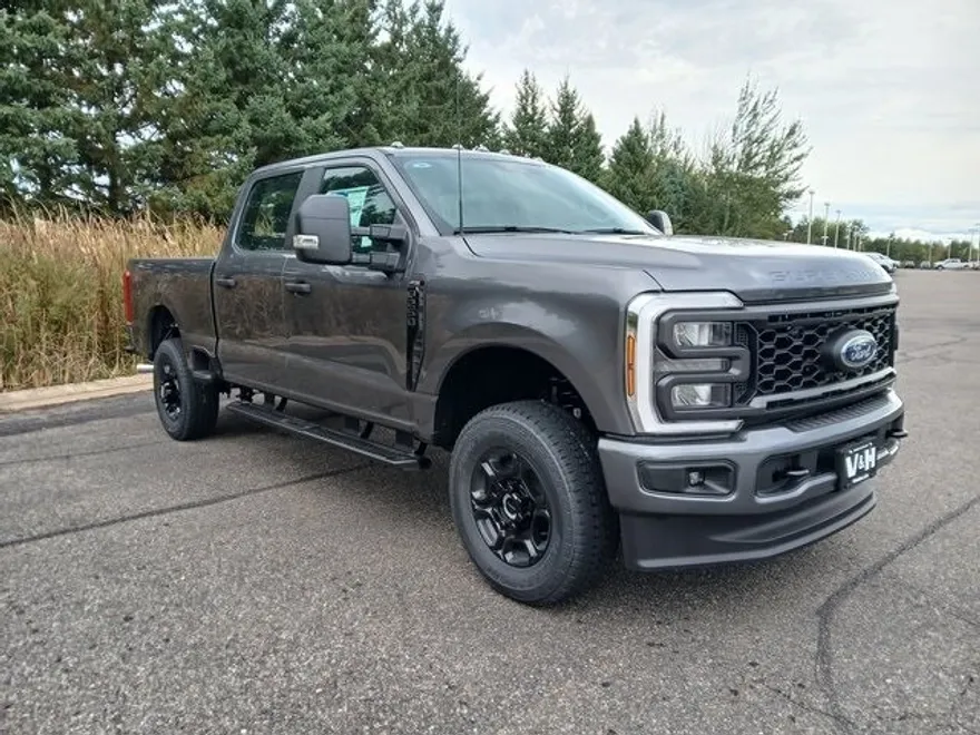2026 Ford F-250 photo 1
