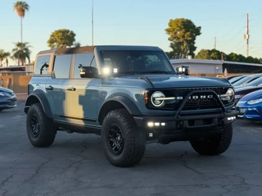 2021 Ford Bronco First Edition photo 1