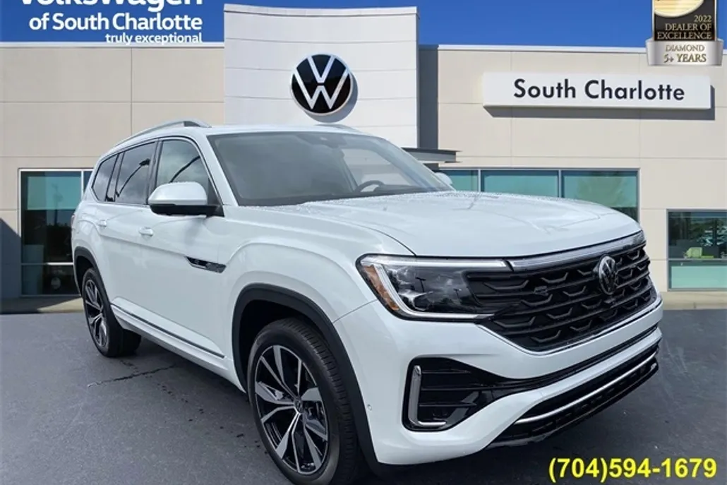 2025 Volkswagen Atlas SEL Premium R-Line photo 1