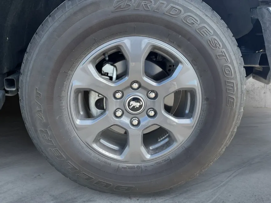 2023 Ford Bronco Big Bend photo 1