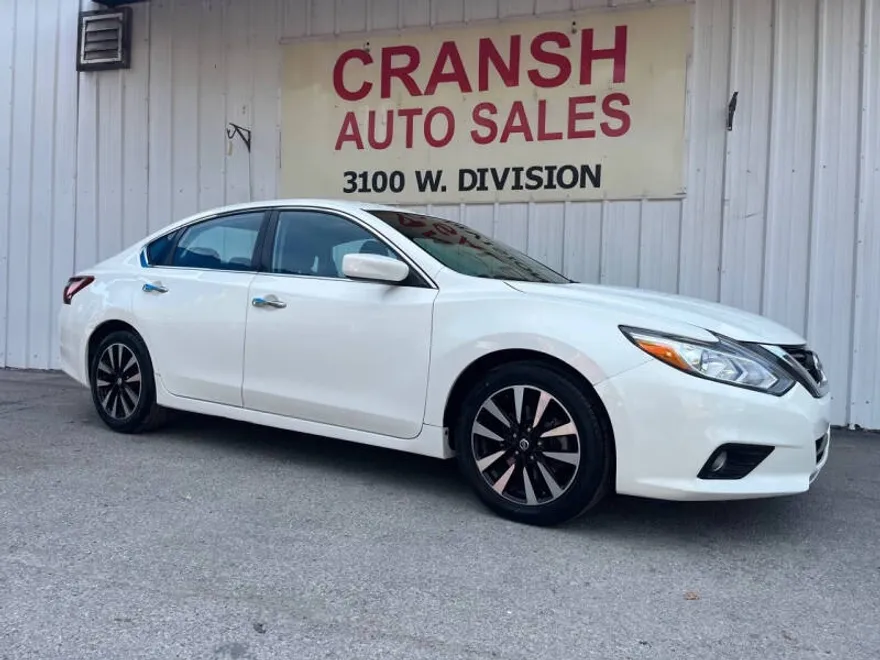 2018 Nissan Altima 2.5 SV photo 1