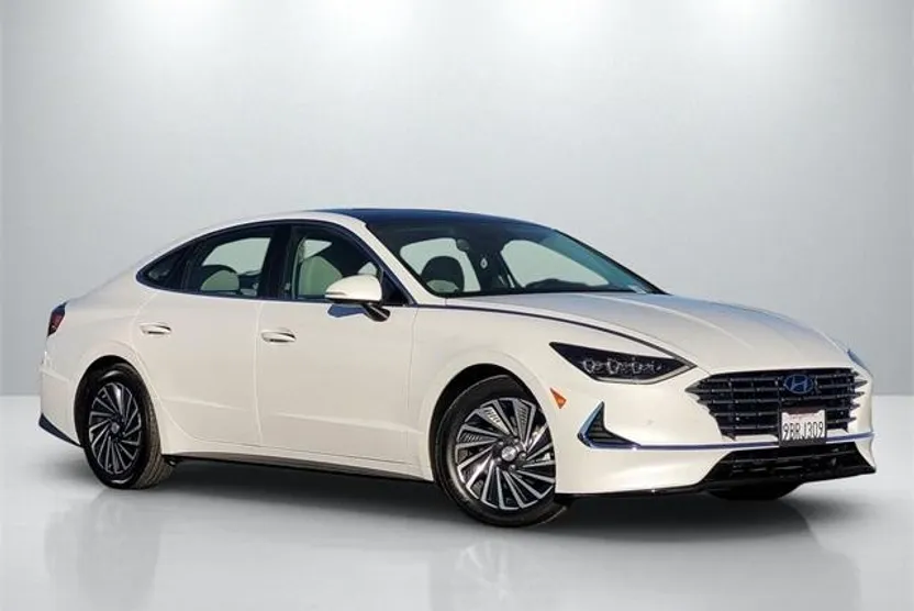 2022 Hyundai Sonata Hybrid Limited photo 1