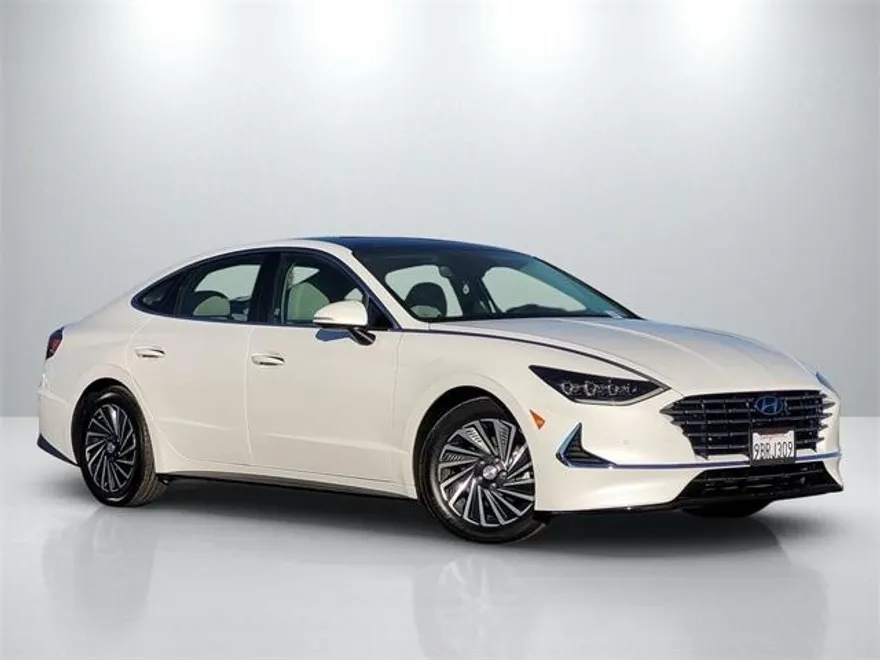 2022 Hyundai Sonata Hybrid Limited photo 1