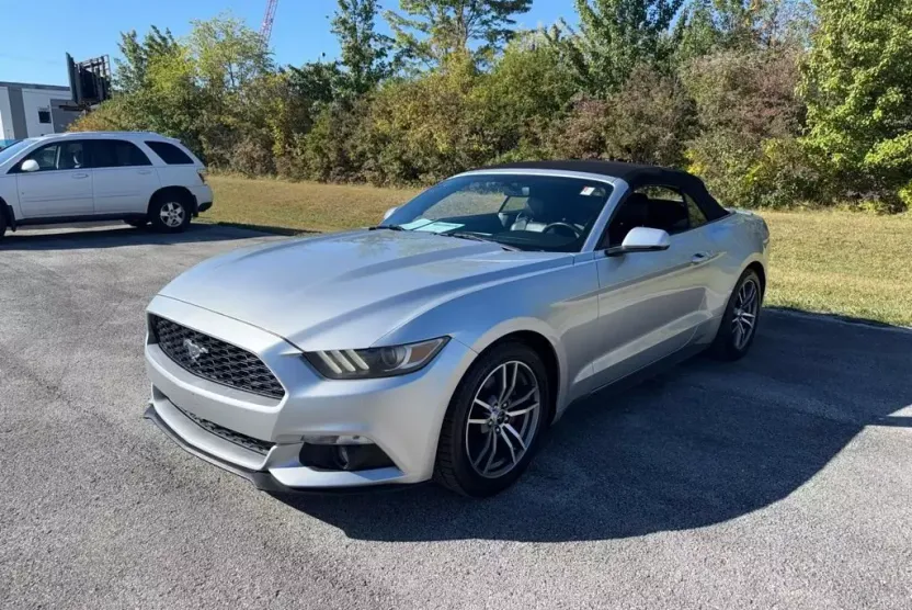2017 Ford Mustang EcoBoost Premium photo 1