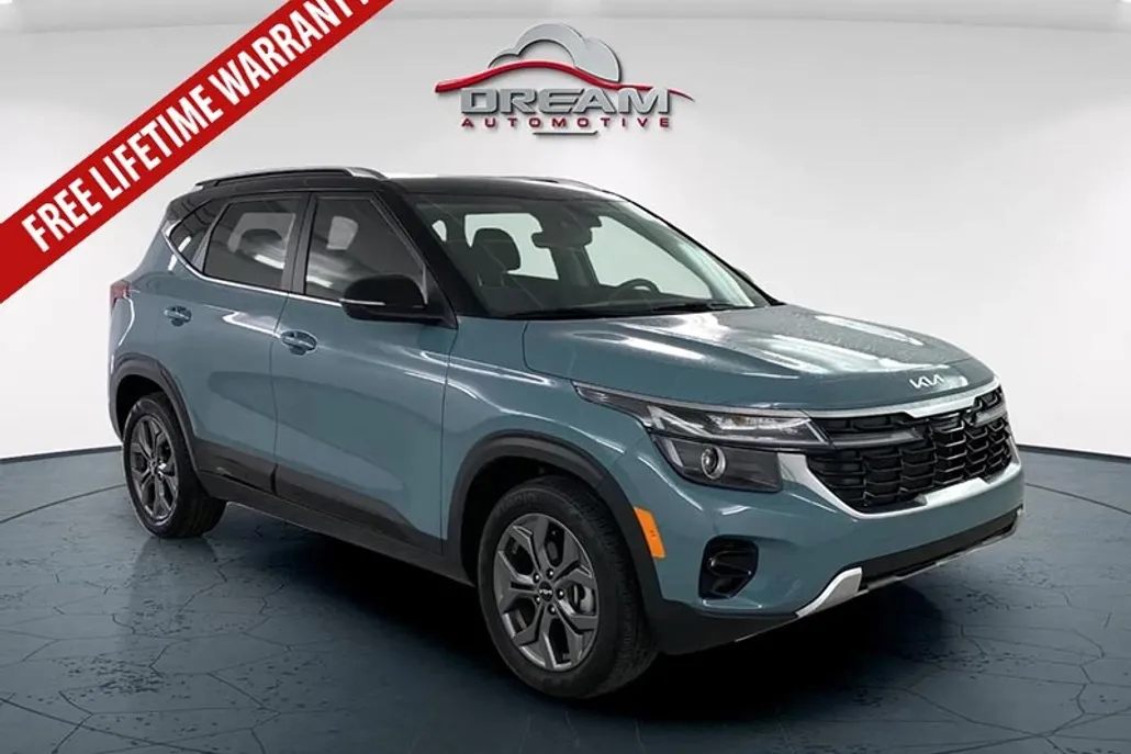 2024 Kia Seltos S photo 1