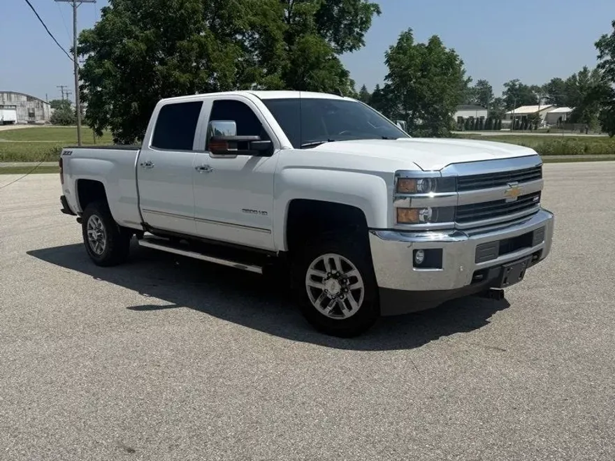 2016 Chevrolet Silverado 3500HD LTZ photo 1