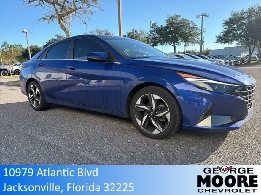 2022 Hyundai Elantra Limited photo 1