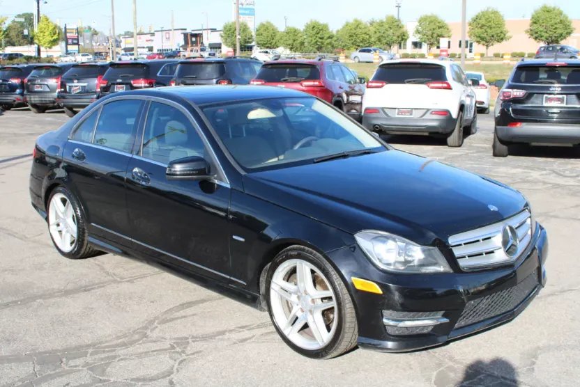 2012 Mercedes Benz C 250 Sport photo 1