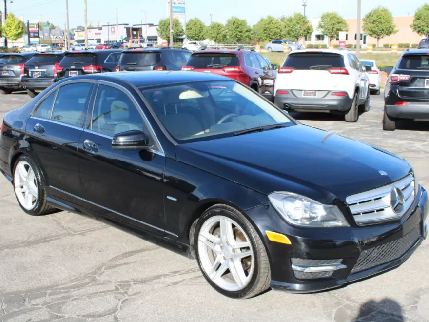 2012 Mercedes Benz C 250 Sport photo 1