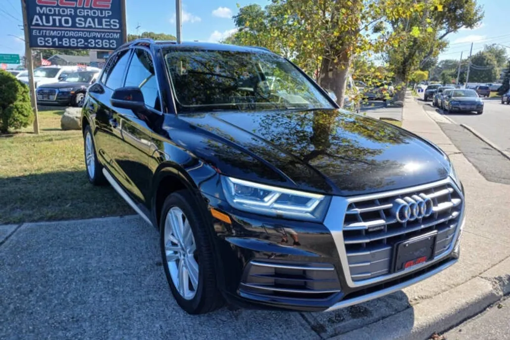 2018 Audi Q5 2.0T Premium Plus photo 1