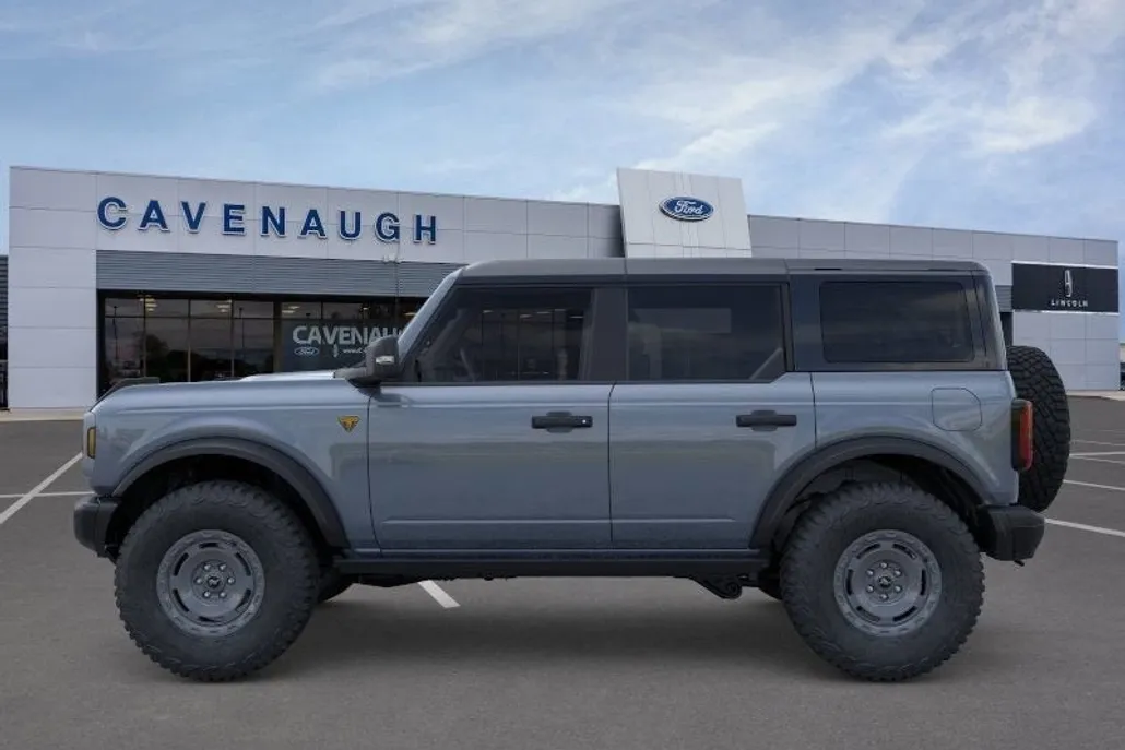 2025 Ford Bronco Badlands photo 1