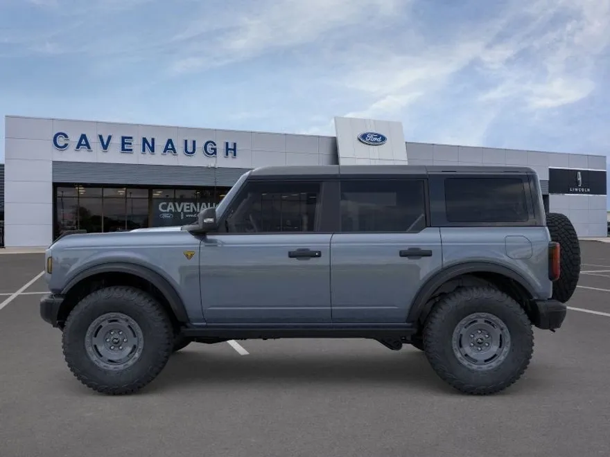 2025 Ford Bronco Badlands photo 1