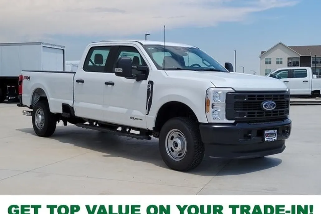2025 Ford F-350 XL photo 1