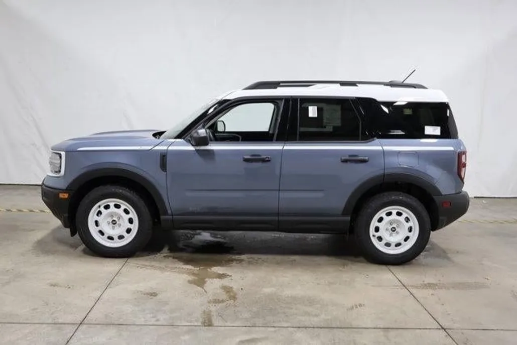2025 Ford Bronco Sport Heritage photo 1
