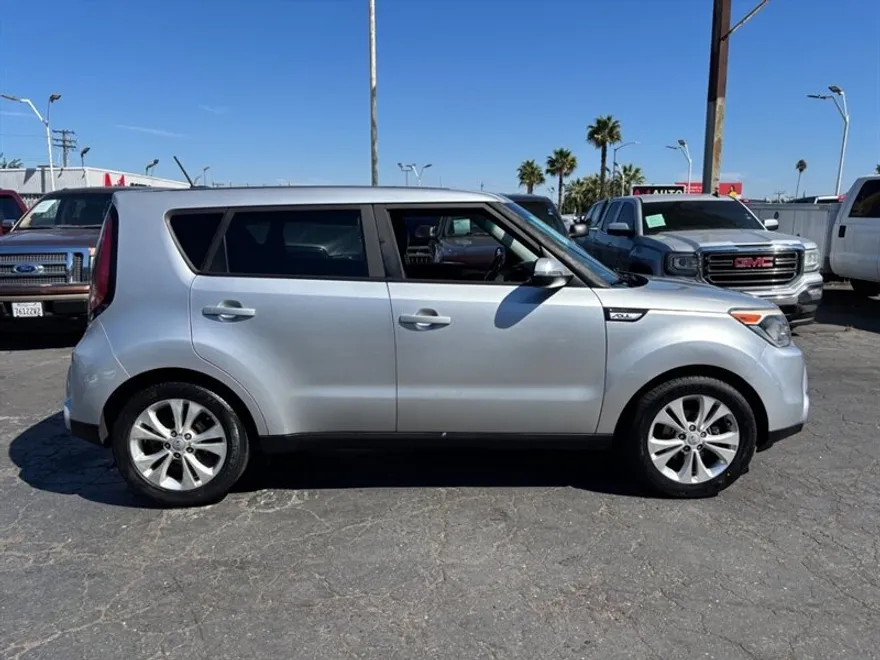 2016 Kia Soul photo 1