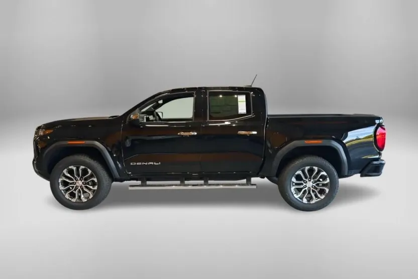 2026 Gmc Canyon Denali photo 1