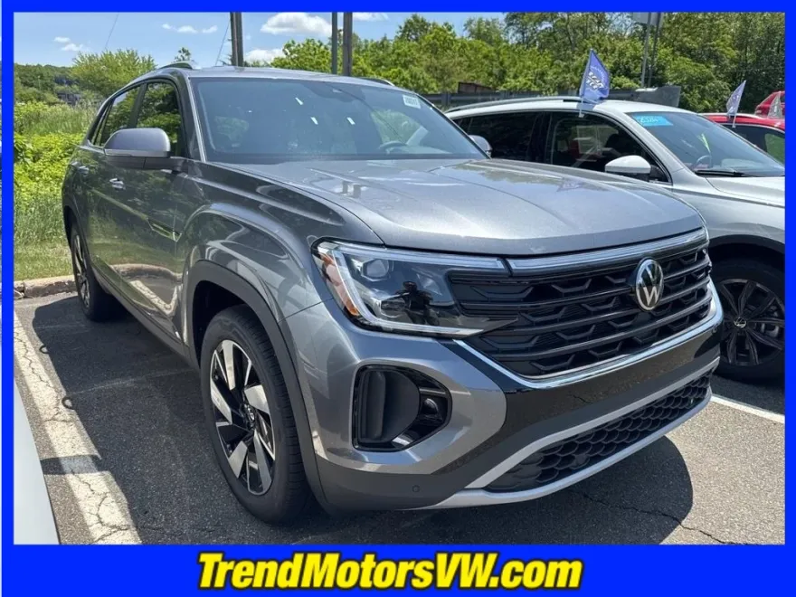 2025 Volkswagen Atlas Cross Sport SE Technology photo 1