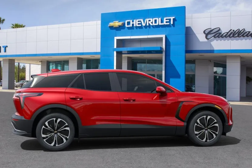 2025 Chevrolet Blazer EV photo 1