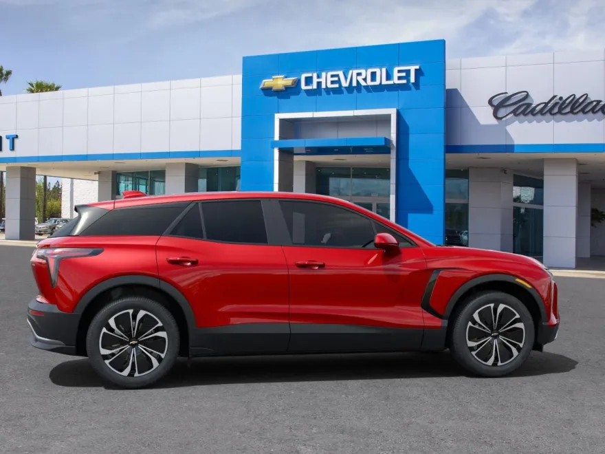 2025 Chevrolet Blazer EV photo 1
