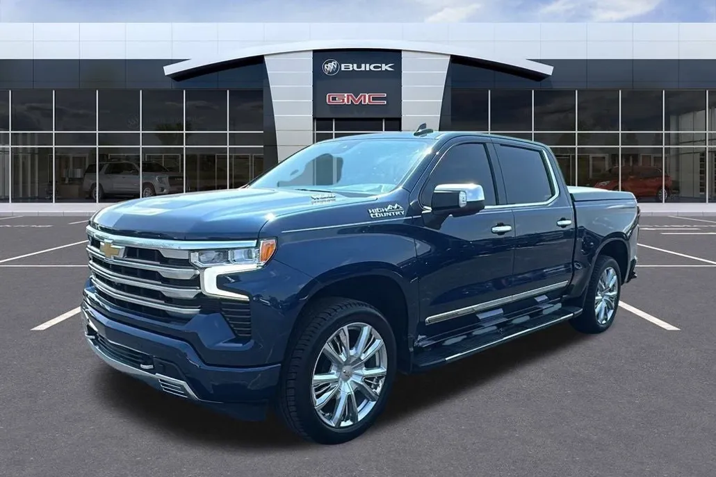 2022 Chevrolet Silverado 1500 High Country photo 1
