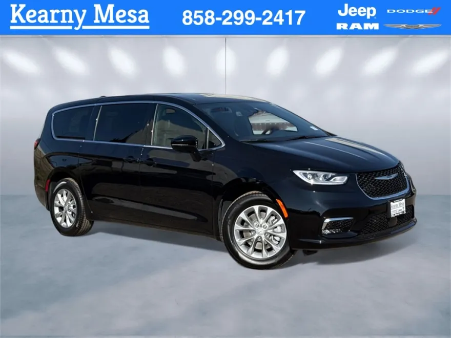 2025 Chrysler Pacifica photo 1