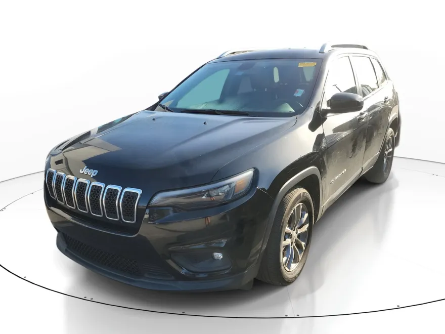 2019 Jeep Cherokee Latitude photo 1