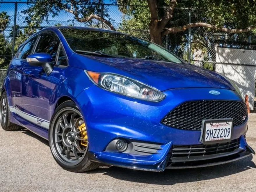 2015 Ford Fiesta ST photo 1