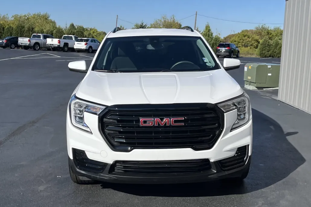 2022 Gmc Terrain SLE photo 1