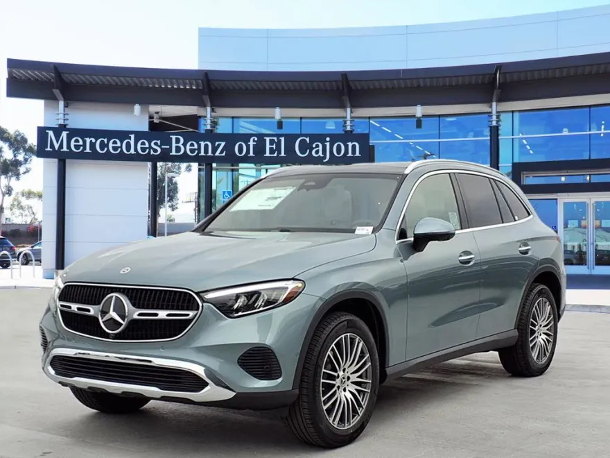 2026 Mercedes Benz GLC 300 photo 1