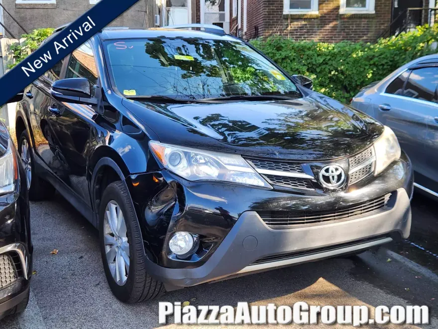 2015 Toyota RAV4 Limited photo 1
