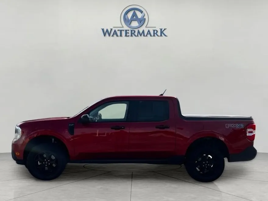 2023 Ford Maverick XLT photo 1