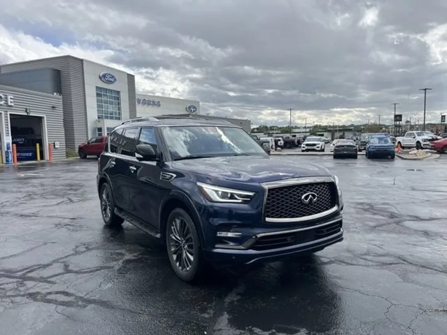 2021 Infiniti QX80 Premium Select photo 1