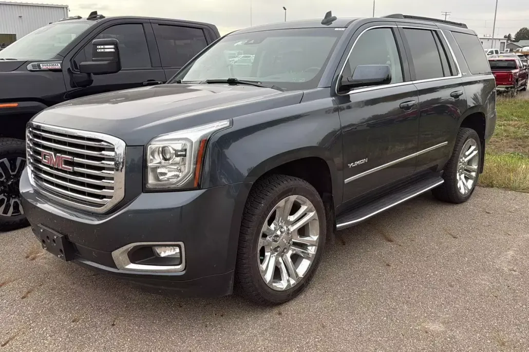 2020 Gmc Yukon SLT photo 1