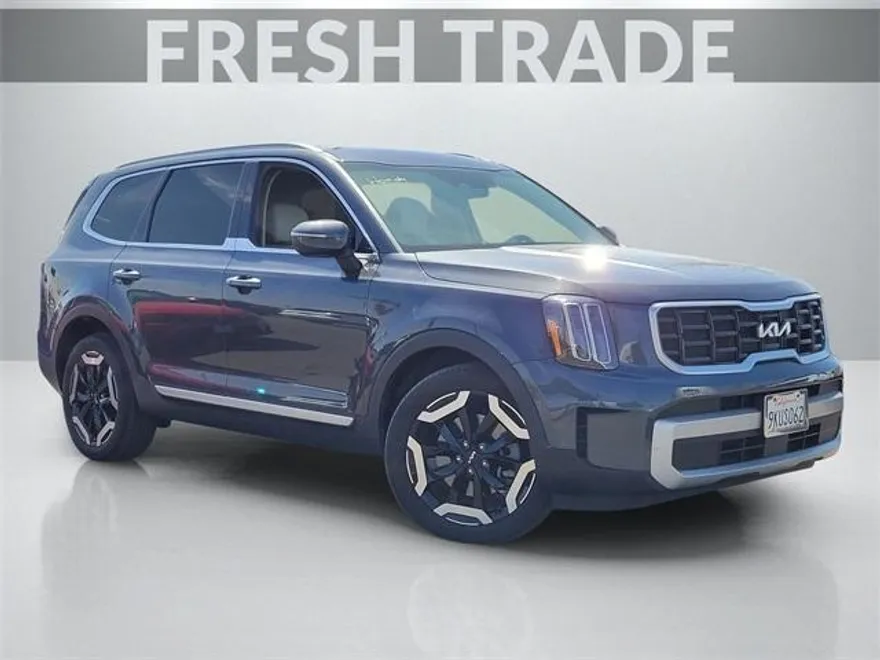 2024 Kia Telluride S photo 1
