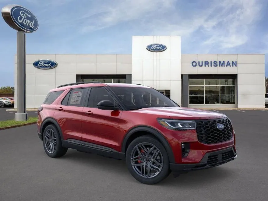 2025 Ford Explorer ST photo 1