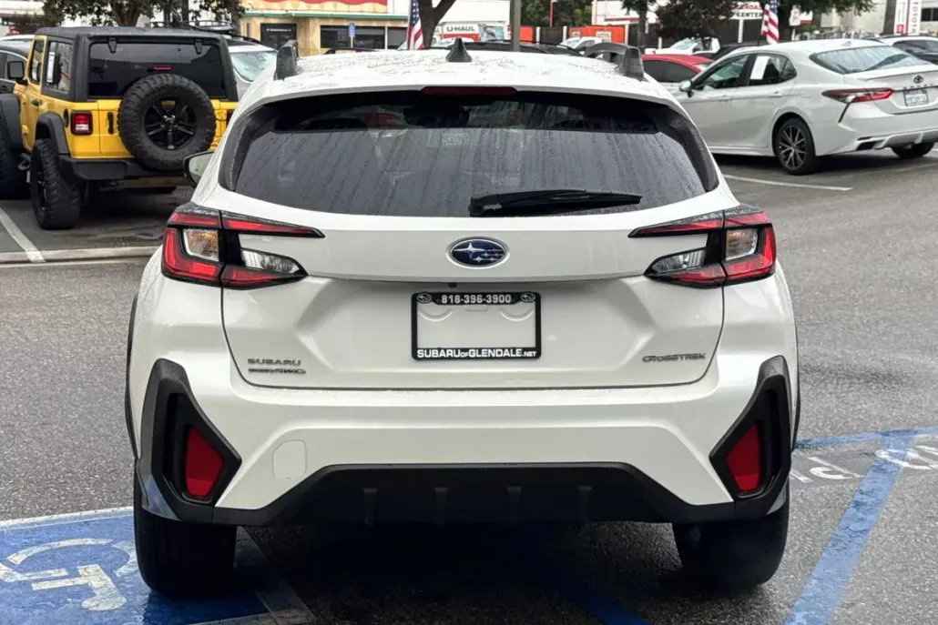2024 Subaru Crosstrek Premium photo 1