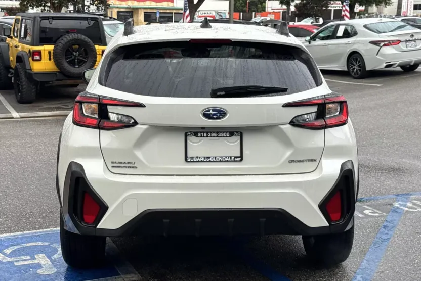 2024 Subaru Crosstrek Premium photo 1