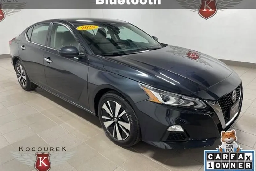 2022 Nissan Altima 2.5 SV photo 1