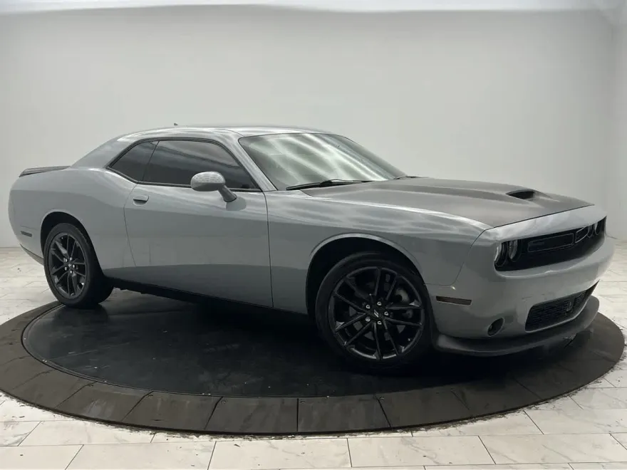 2021 Dodge Challenger GT photo 1